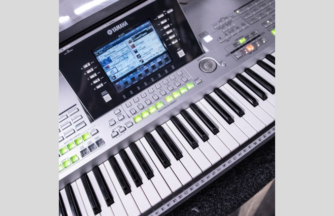 Used Yamaha Tyros 2 Keyboard With MS02 Speakers (SN:GBRALP01329) - Image 7